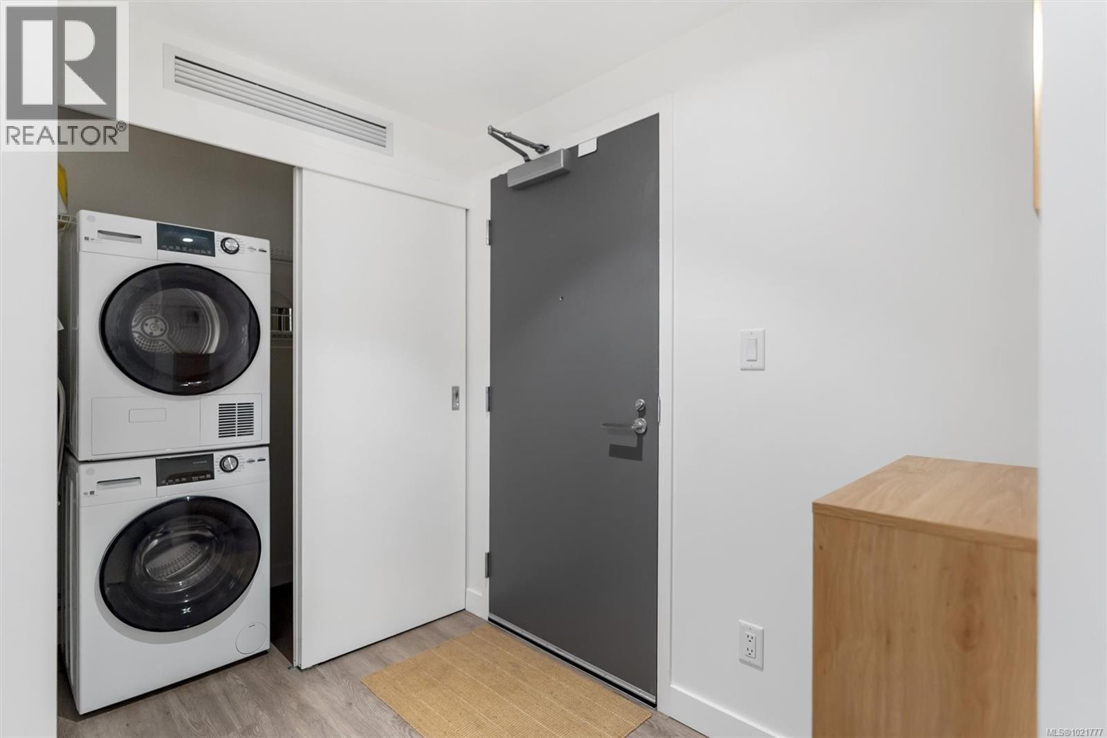 607 845 Johnson St, Victoria, British Columbia V8W 0G3 - Photo 22 - 1021777