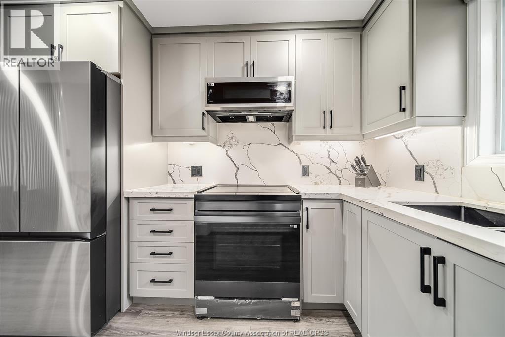 3812 Devonwood Avenue, Windsor, Ontario N8W 5R6 - Photo 13 - 25031606