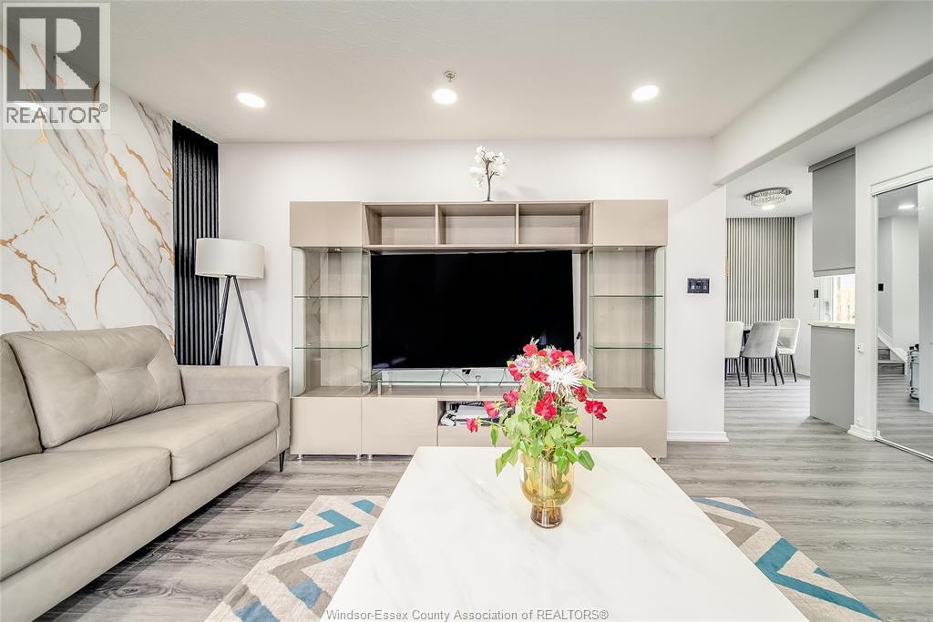 3812 Devonwood Avenue, Windsor, Ontario N8W 5R6 - Photo 5 - 25031606