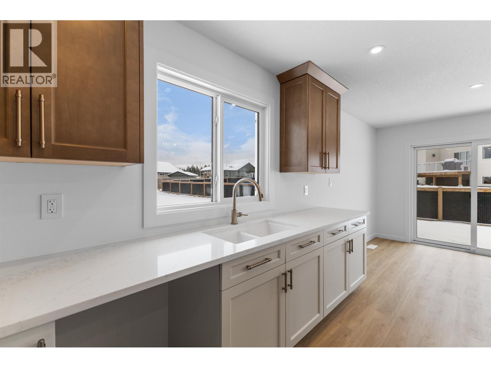 5305 Breanna Avenue, Prince George, British Columbia  V2K 0B6 - Photo 5 - R3073491