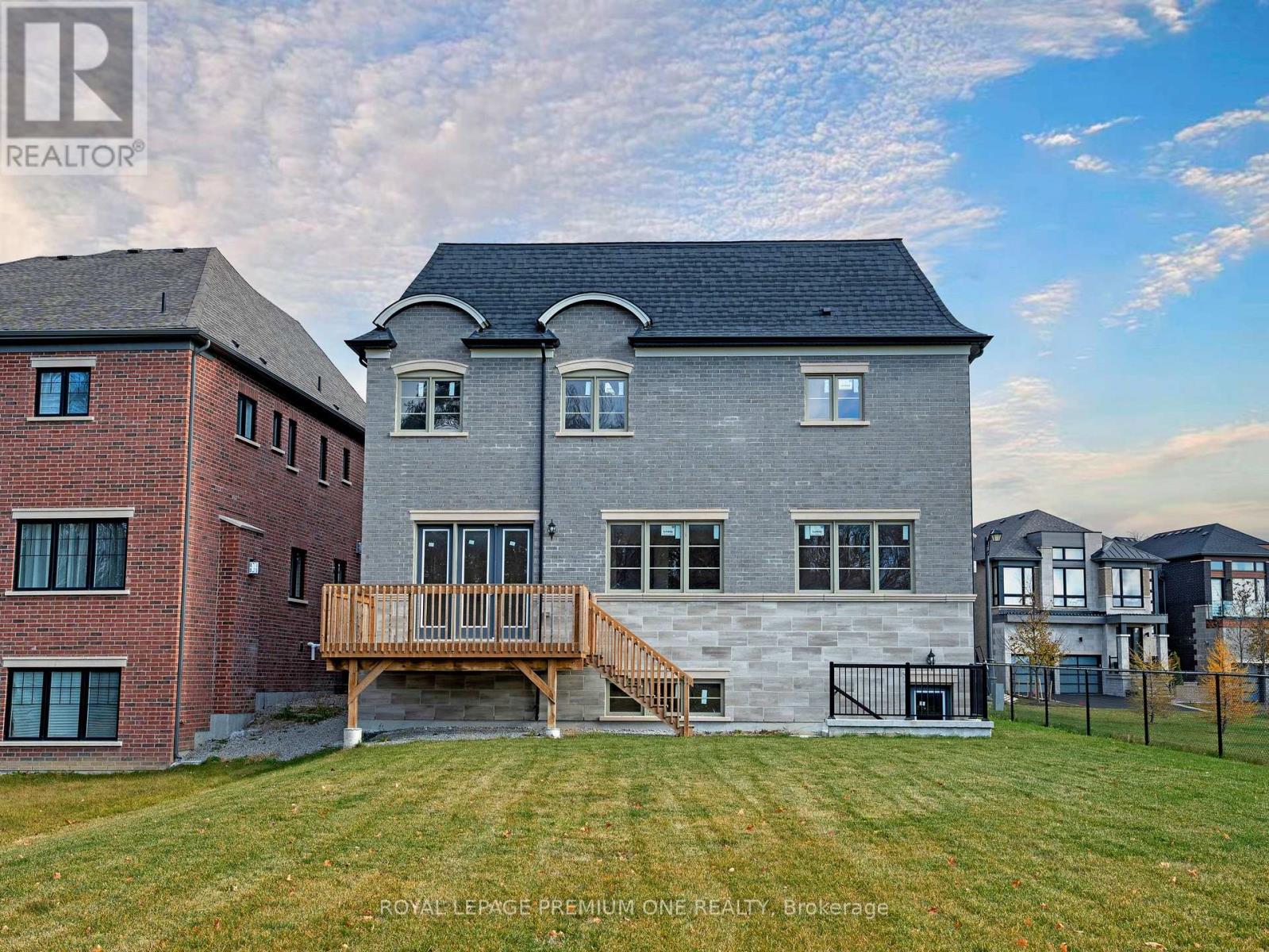 130 Cannes Avenue, Vaughan, Ontario  L4H 5A8 - Photo 10 - N12580222