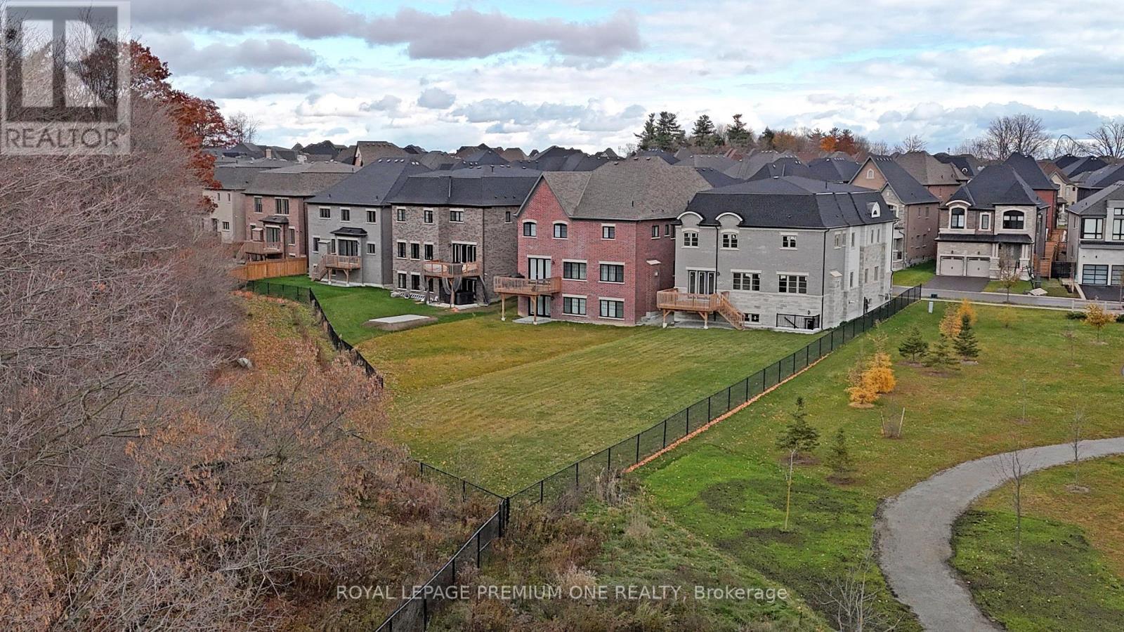 130 Cannes Avenue, Vaughan, Ontario  L4H 5A8 - Photo 39 - N12580222