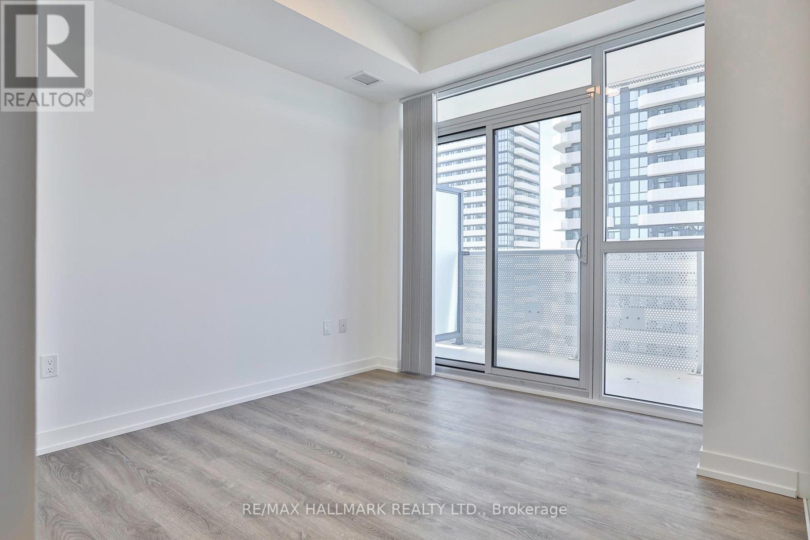 2302 - 8 Interchange Way, Vaughan, Ontario  L4K 0P8 - Photo 14 - N12607686