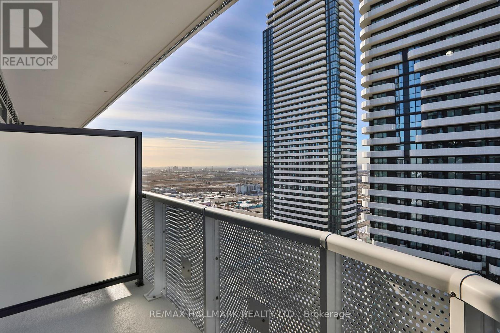 2302 - 8 Interchange Way, Vaughan, Ontario  L4K 0P8 - Photo 21 - N12607686