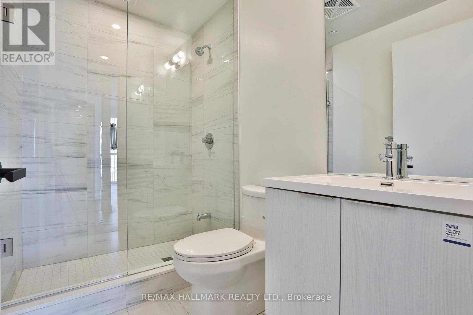 2302 - 8 Interchange Way, Vaughan, Ontario  L4K 0P8 - Photo 5 - N12607686