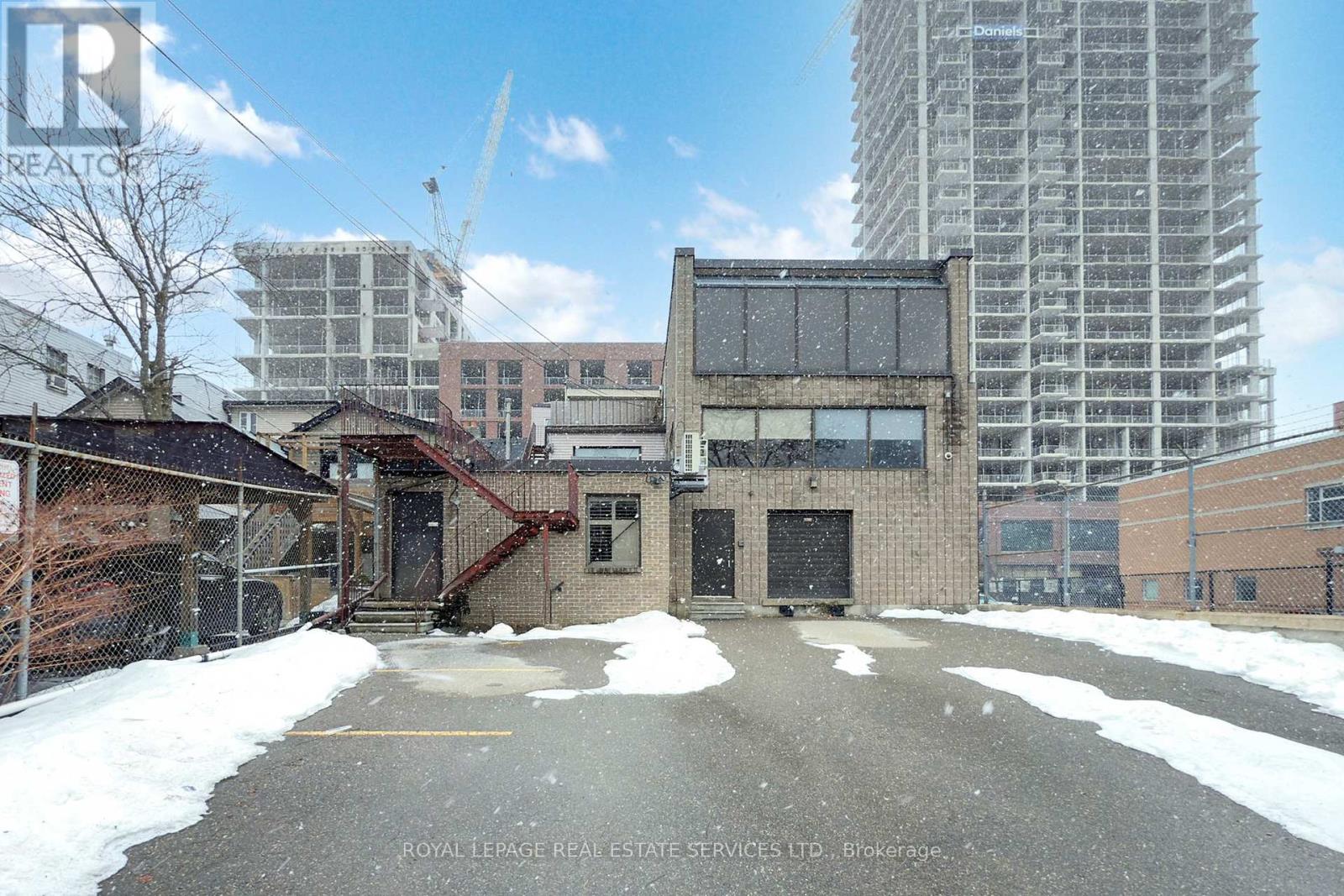 388 Parliament Street, Toronto (Moss Park), Ontario  M5A 2Z7 - Photo 17 - C12630616