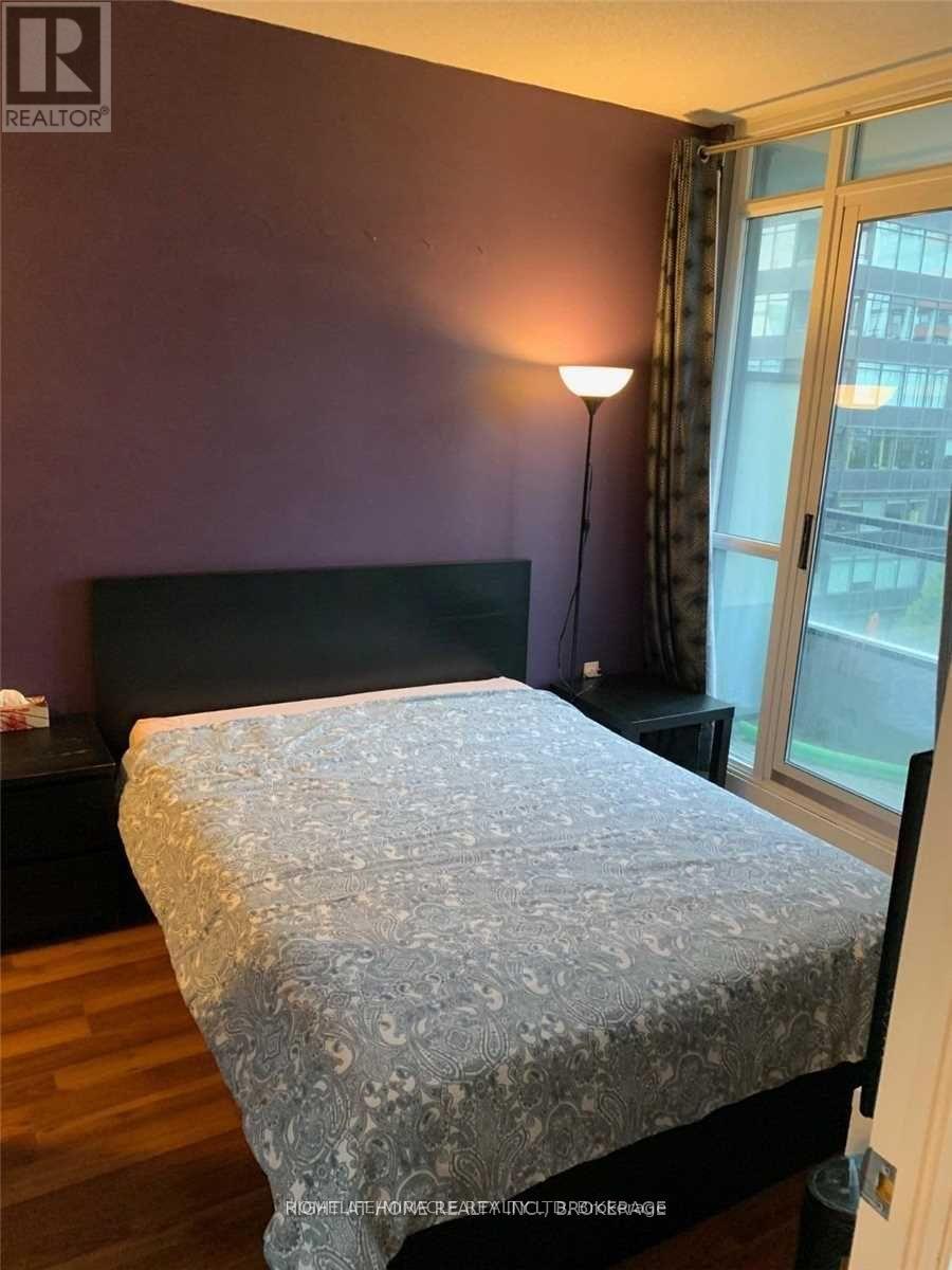 707 - 8 Telegram Mews, Toronto, Ontario  M5V 3Z5 - Photo 4 - C12630624
