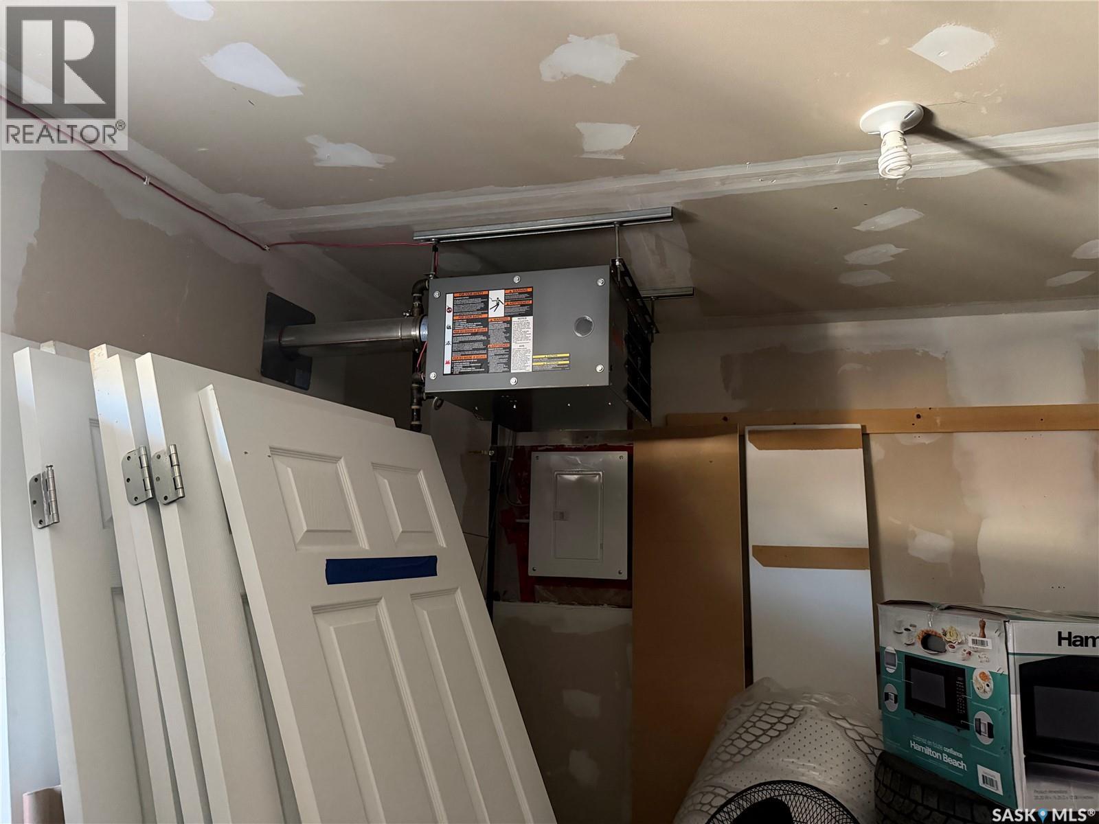 231 S Avenue N, Saskatoon, Saskatchewan  S7L 2Z7 - Photo 6 - SK025560