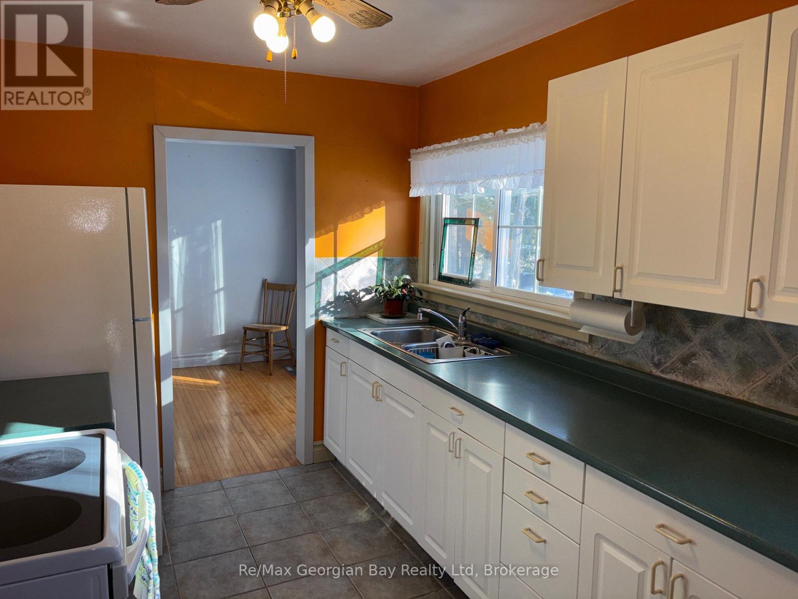 1 Gray Street, Severn, Ontario  L0K 1E0 - Photo 6 - S12185393