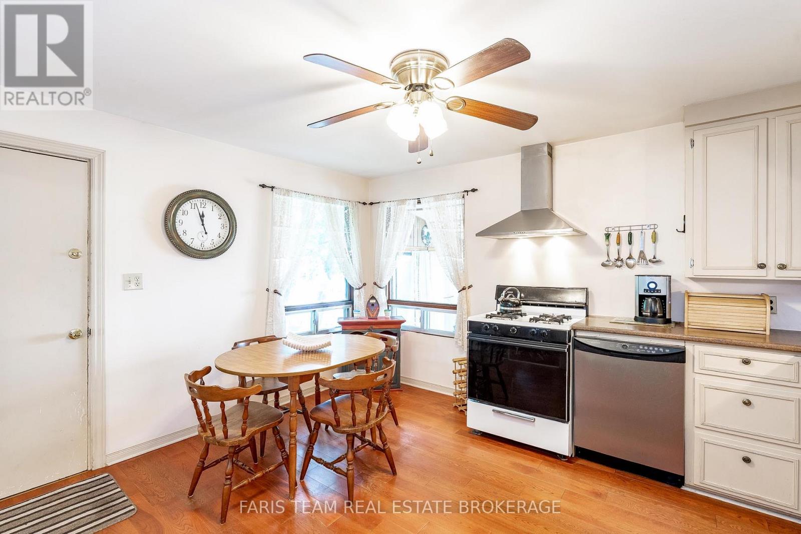 1697 Champlain Road, Tiny, Ontario  L9M 0E3 - Photo 6 - S12630570