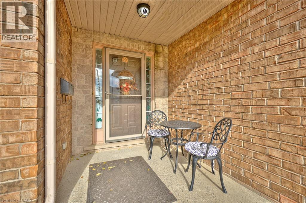 69 Macturnbull Drive, St. Catharines, Ontario  L2S 3Z2 - Photo 6 - 40793726