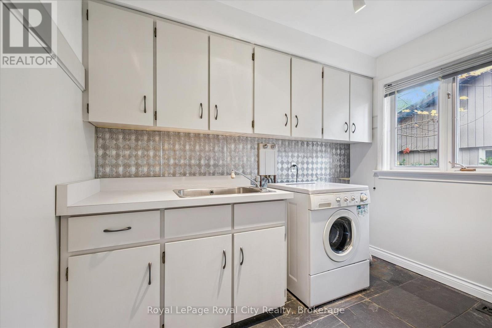 52 Mcnab Street, Centre Wellington, Ontario N0B 1S0 - Photo 20 - X12630694