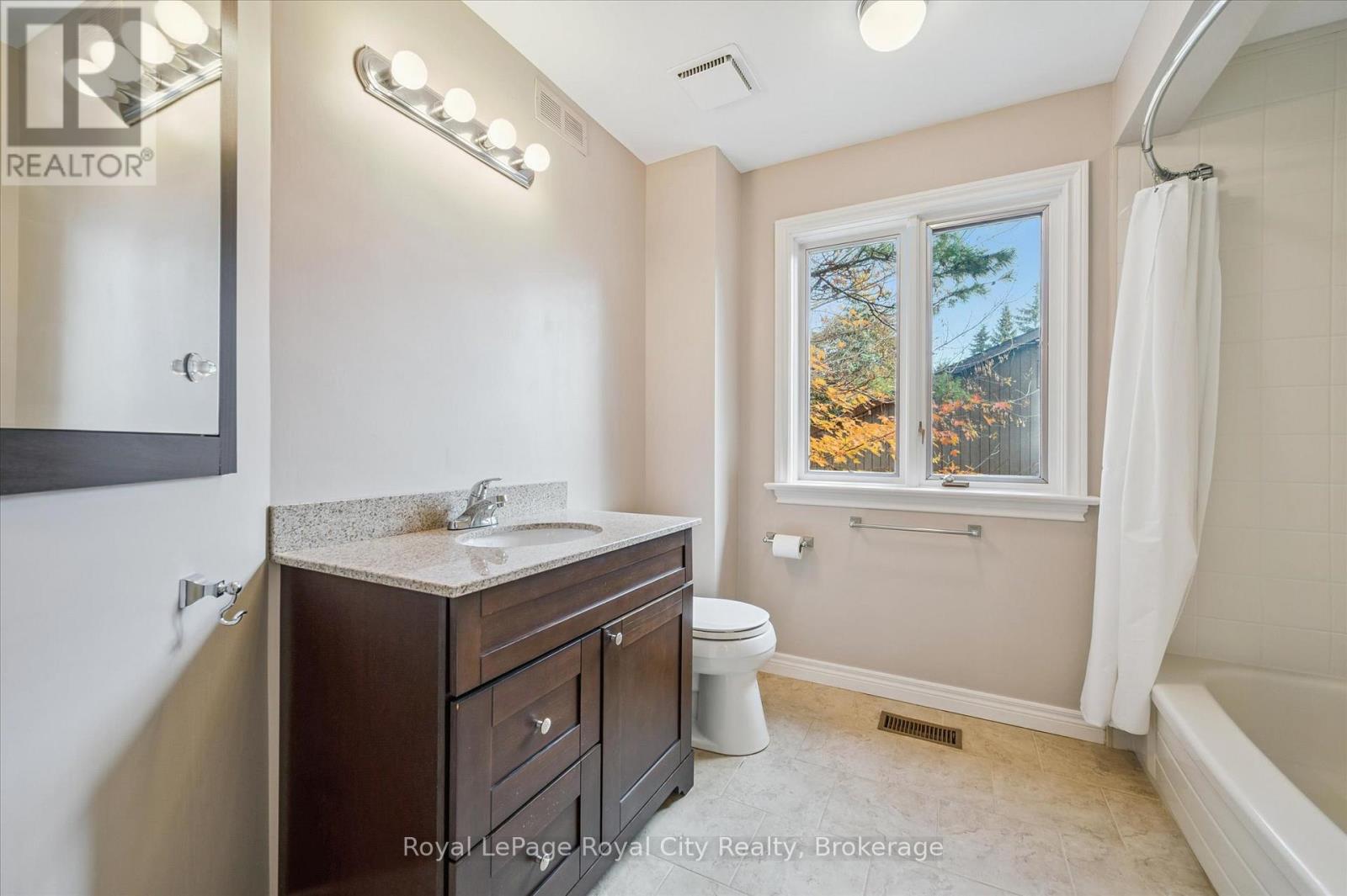 52 Mcnab Street, Centre Wellington, Ontario N0B 1S0 - Photo 29 - X12630694