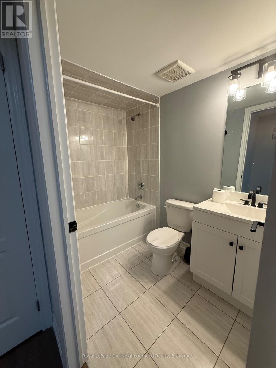 257 - 27 Applewood Lane, Toronto, Ontario  M9C 0C1 - Photo 18 - W12630556