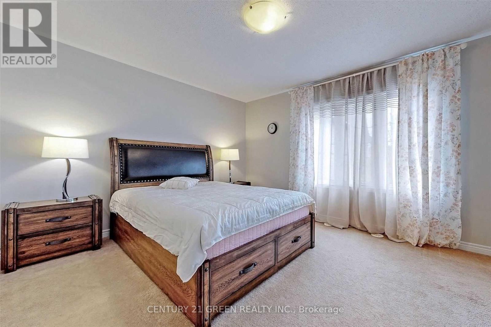 21 Cedar Lake Crescent, Brampton, Ontario  L6Y 0P9 - Photo 16 - W12630596