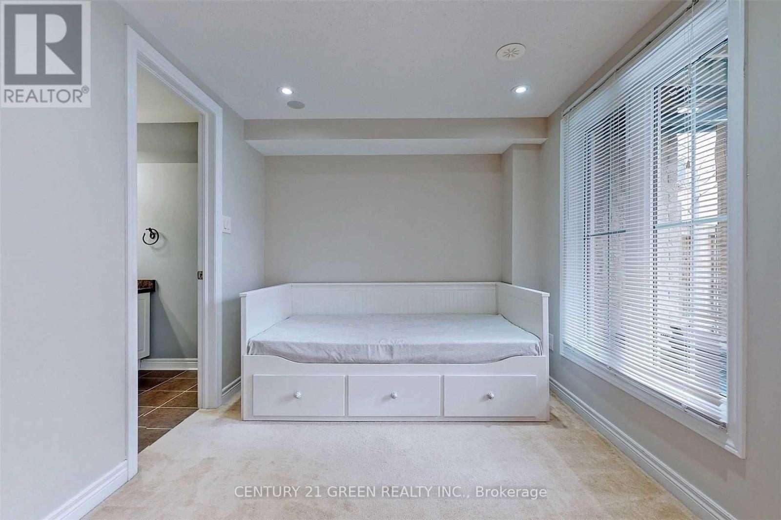 21 Cedar Lake Crescent, Brampton, Ontario  L6Y 0P9 - Photo 27 - W12630596