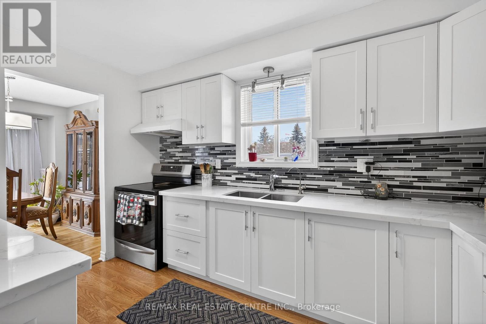 45 Fourth Avenue, Orangeville, Ontario  L9W 3S7 - Photo 11 - W12630604