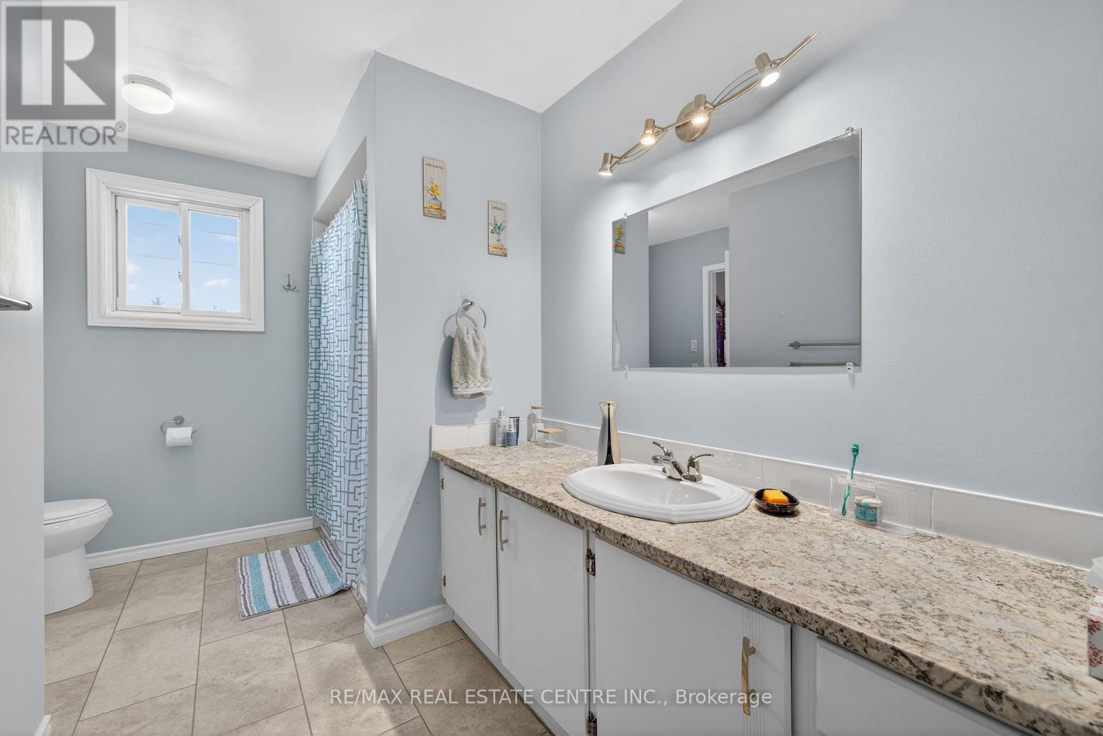 45 Fourth Avenue, Orangeville, Ontario  L9W 3S7 - Photo 15 - W12630604