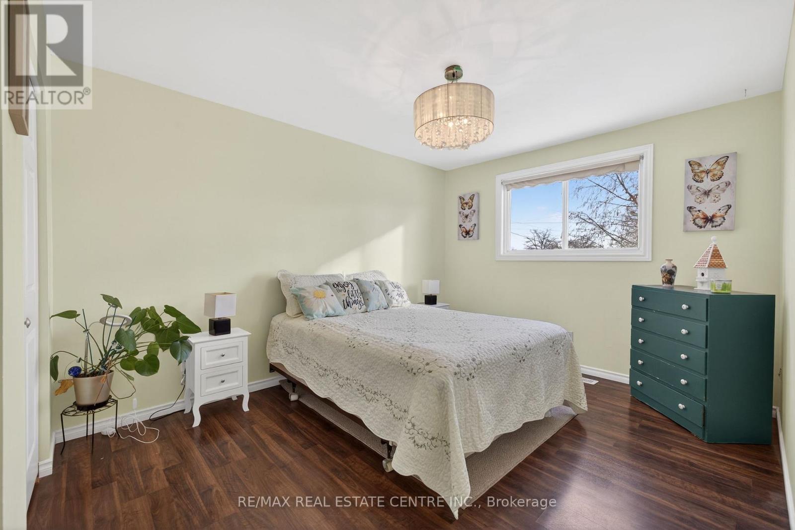 45 Fourth Avenue, Orangeville, Ontario  L9W 3S7 - Photo 16 - W12630604