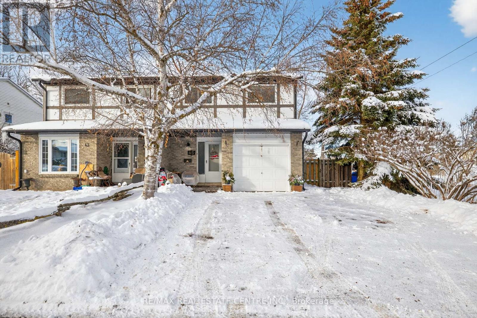 45 Fourth Avenue, Orangeville, Ontario  L9W 3S7 - Photo 2 - W12630604