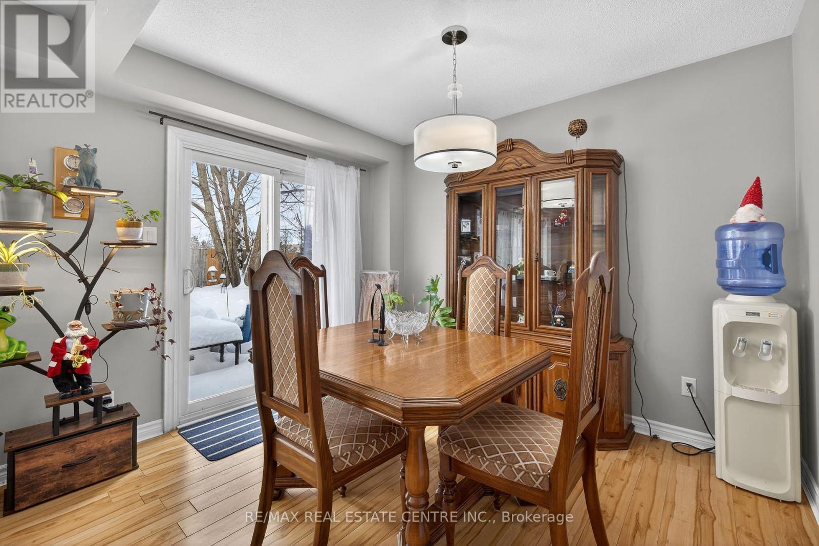 45 Fourth Avenue, Orangeville, Ontario  L9W 3S7 - Photo 9 - W12630604