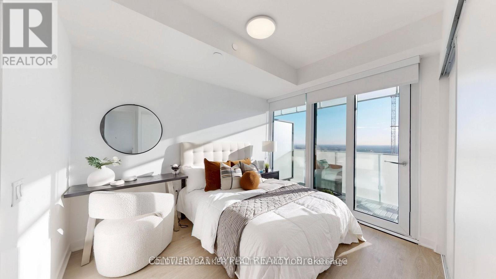 5506 - 3900 Confederation Parkway, Mississauga, Ontario  L5B 0M3 - Photo 11 - W12630608