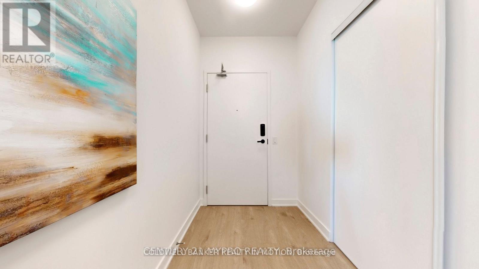 5506 - 3900 Confederation Parkway, Mississauga, Ontario  L5B 0M3 - Photo 17 - W12630608