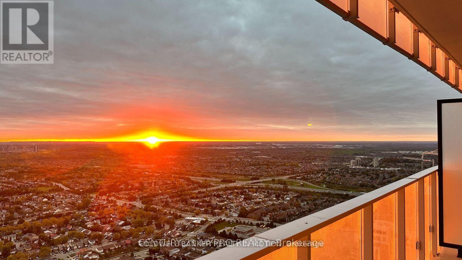 5506 - 3900 Confederation Parkway, Mississauga, Ontario  L5B 0M3 - Photo 24 - W12630608