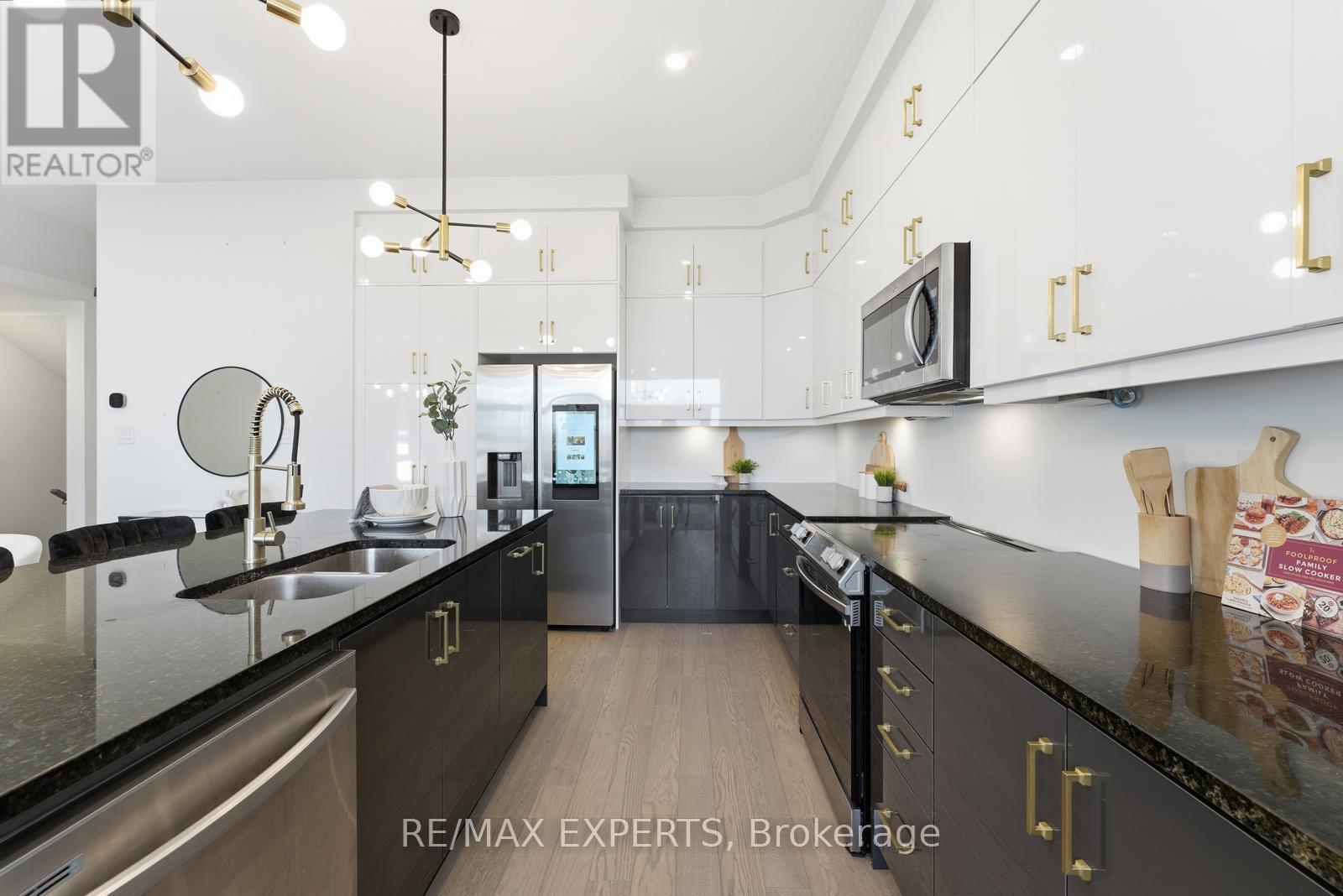 3299 Harasym Trail, Oakville, Ontario  L6H 3S1 - Photo 13 - W12630618