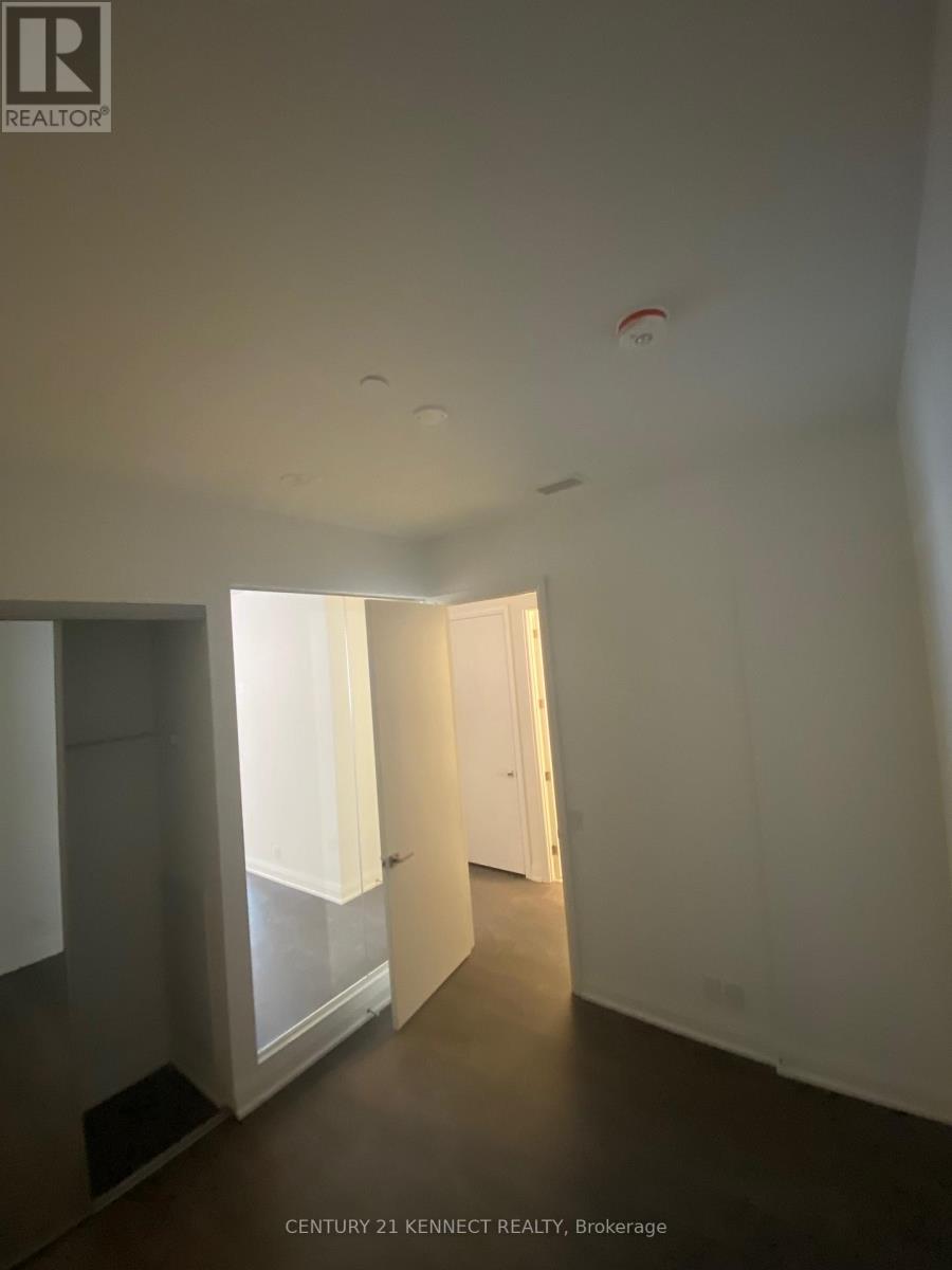 203 - 33 Fredrick Todd Way E, Toronto, Ontario M4G 0C9 - Photo 11 - C12630472