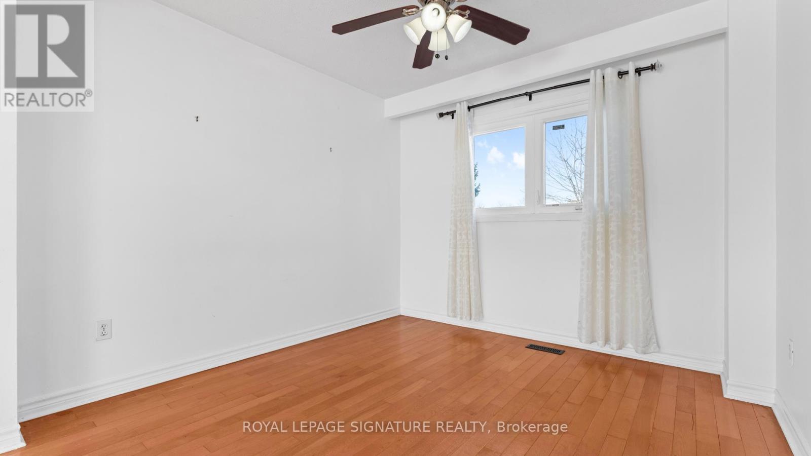 18 Charlton Crescent, Ajax, Ontario L1S 4B8 - Photo 10 - E12616610