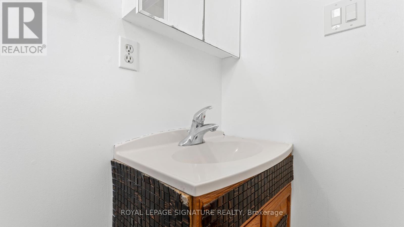 18 Charlton Crescent, Ajax, Ontario L1S 4B8 - Photo 22 - E12616610