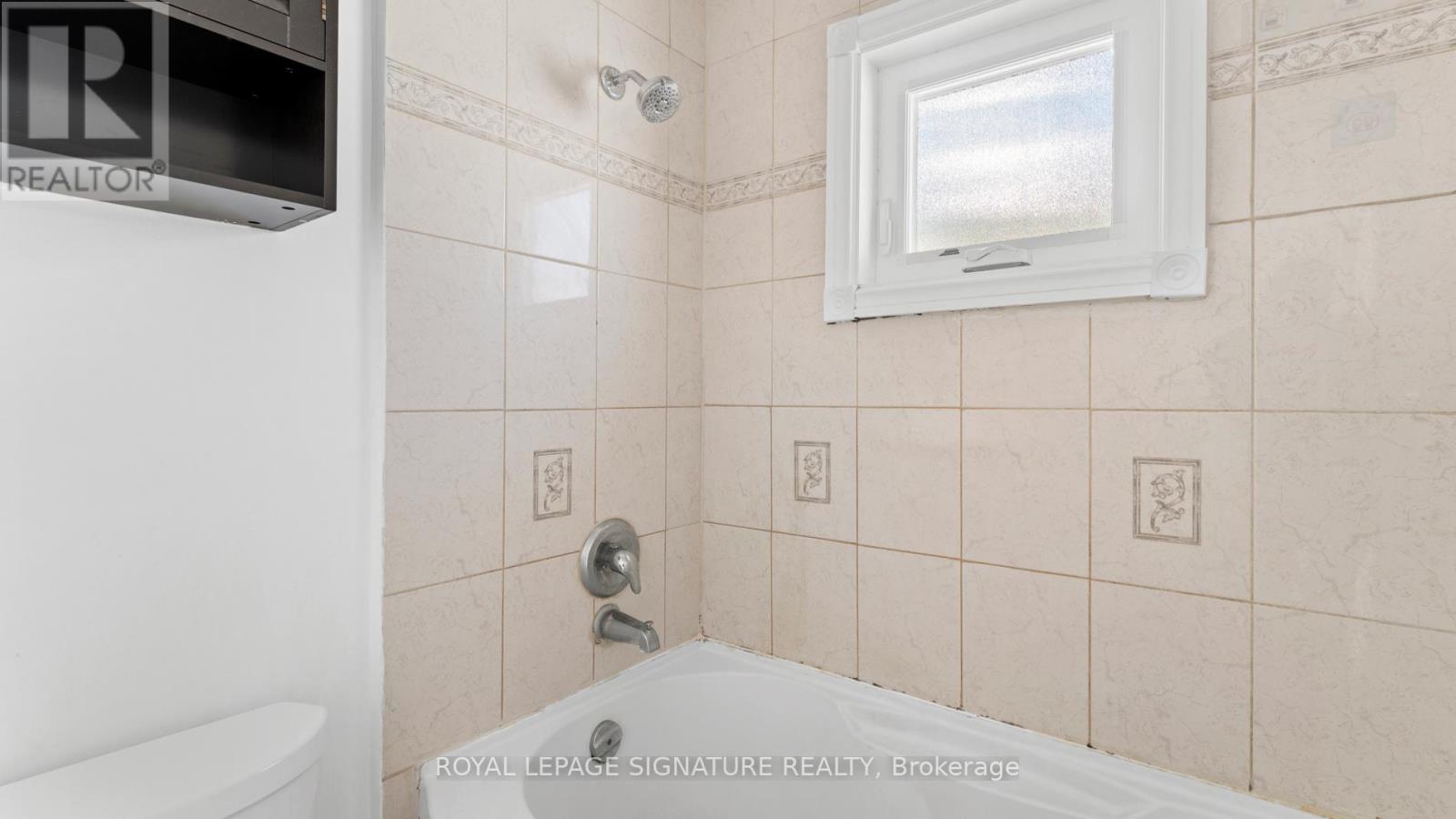 18 Charlton Crescent, Ajax, Ontario L1S 4B8 - Photo 30 - E12616610