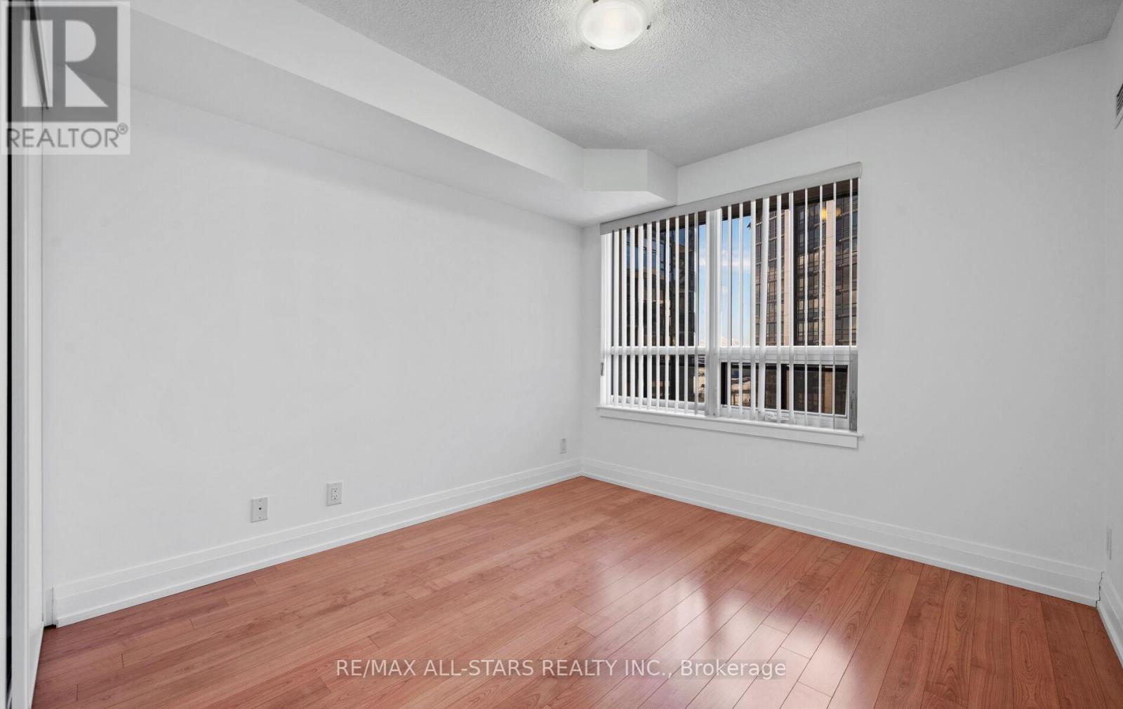 703 - 1060 Sheppard Avenue W, Toronto, Ontario  M3J 0G7 - Photo 22 - W12630244