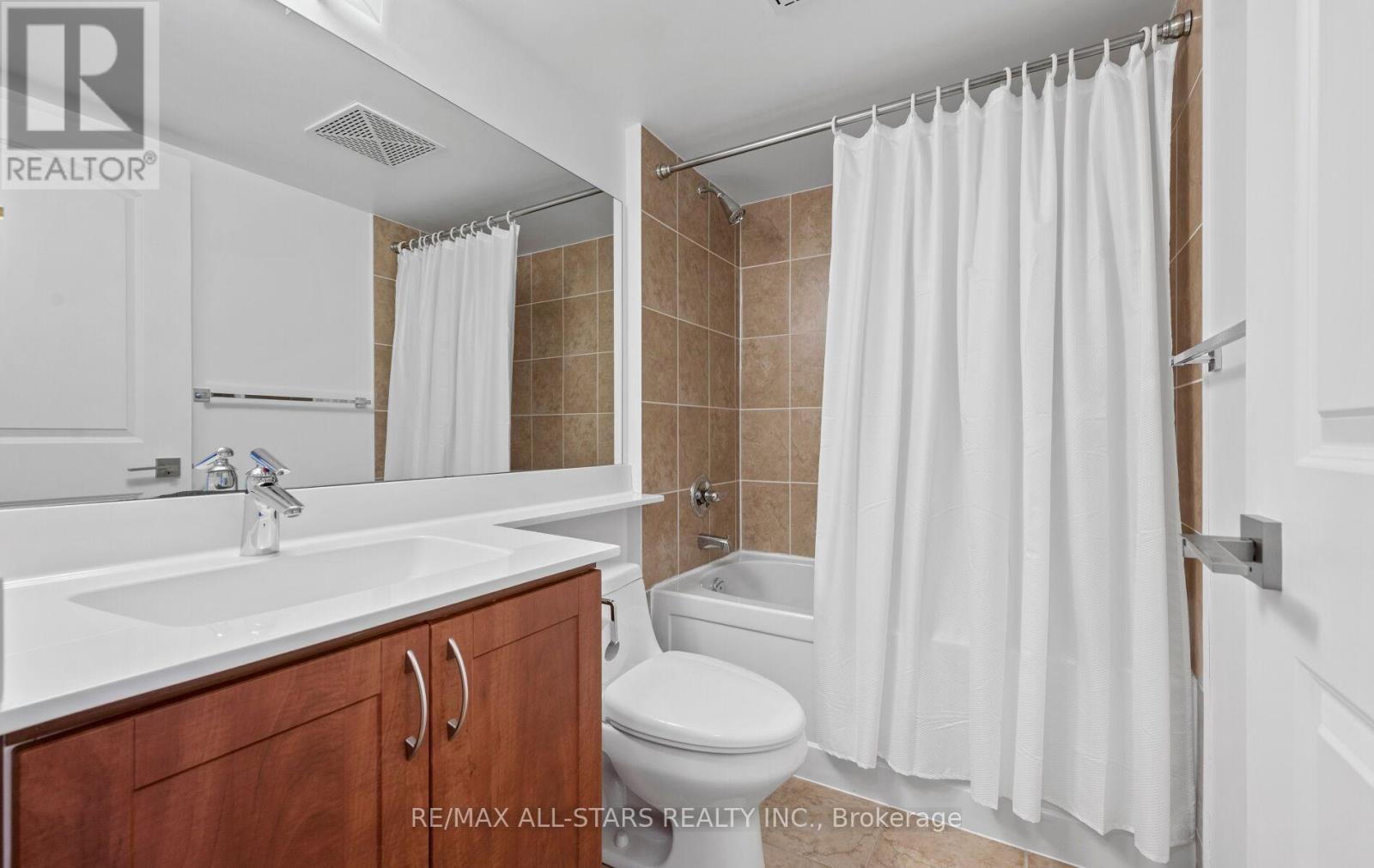 703 - 1060 Sheppard Avenue W, Toronto, Ontario  M3J 0G7 - Photo 25 - W12630244
