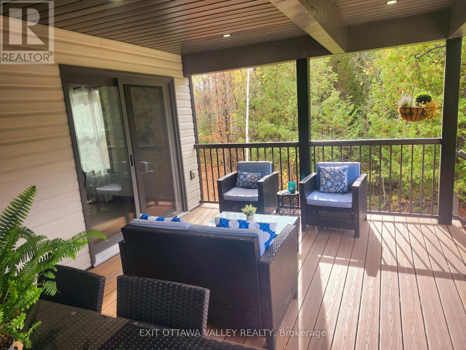 1485 Rapid Road, Whitewater Region, Ontario K0J 2L0 - Photo 7 - X12630684