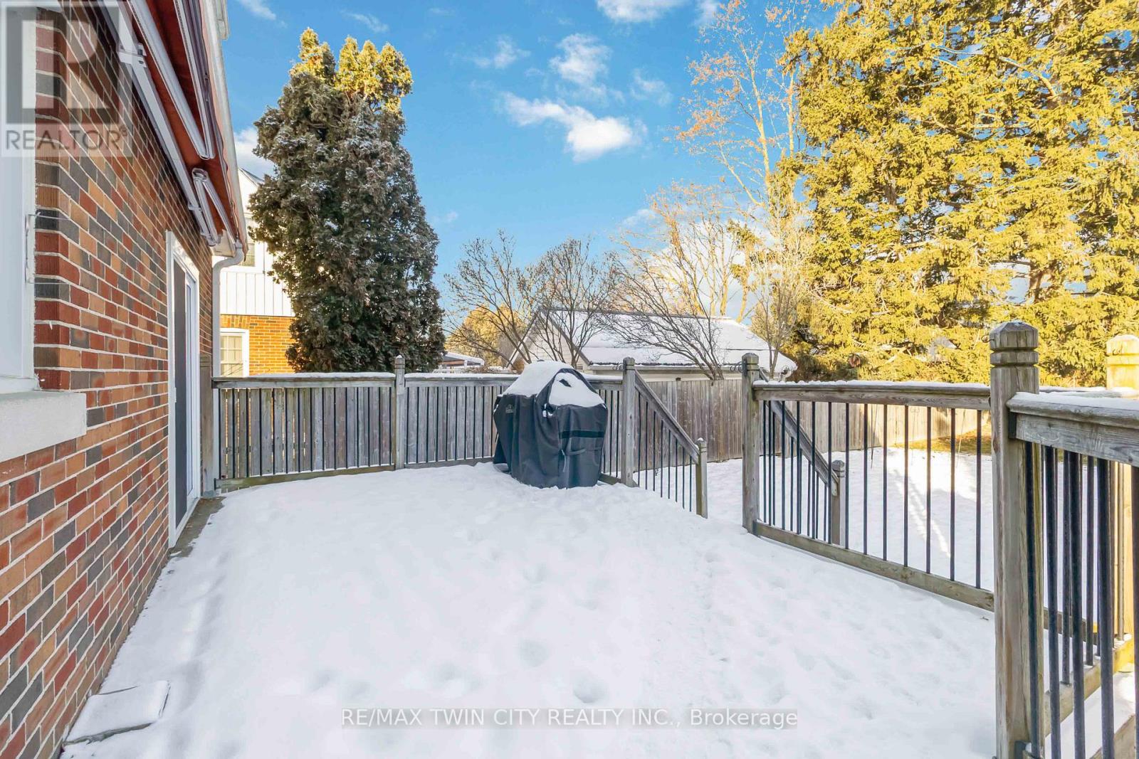 19 Baldwin Avenue, Brantford, Ontario  N3S 1H6 - Photo 27 - X12630572