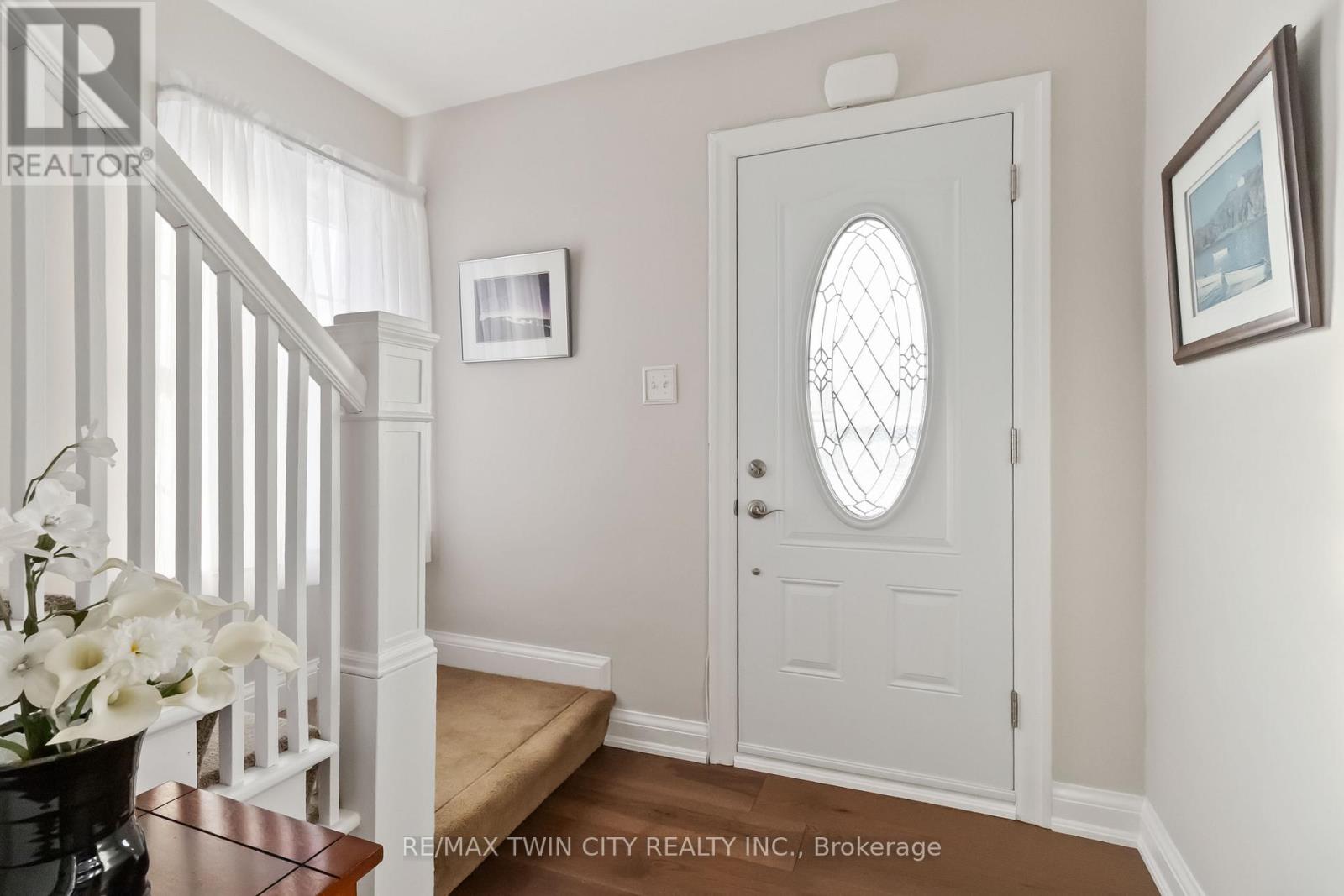 19 Baldwin Avenue, Brantford, Ontario  N3S 1H6 - Photo 4 - X12630572