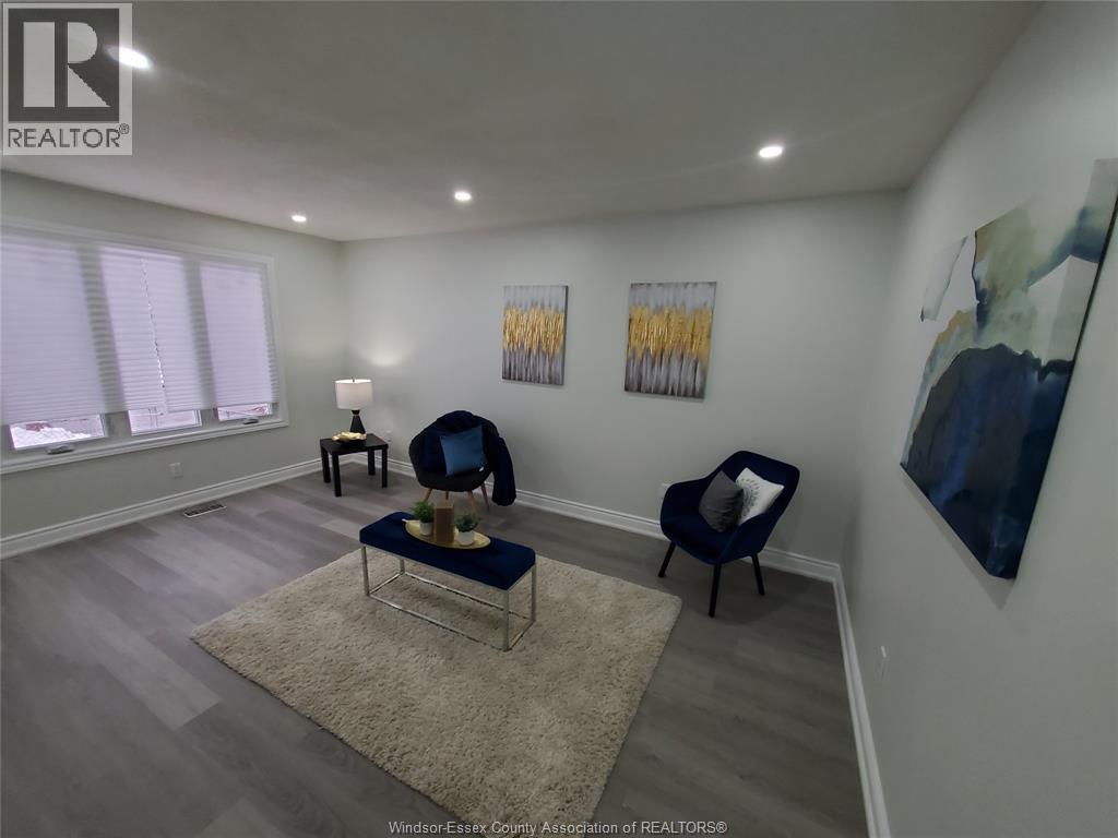 3563 Bloomfield, Windsor, Ontario N9C 1R8 - Photo 6 - 25031639