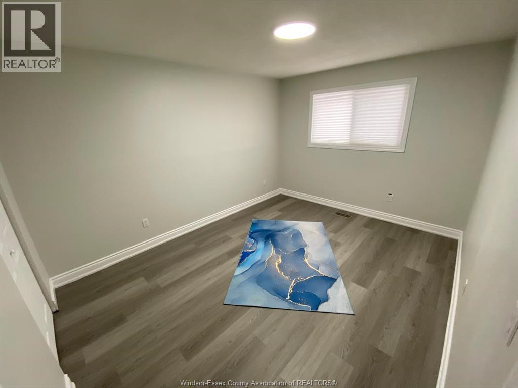 3563 Bloomfield, Windsor, Ontario N9C 1R8 - Photo 26 - 25031639