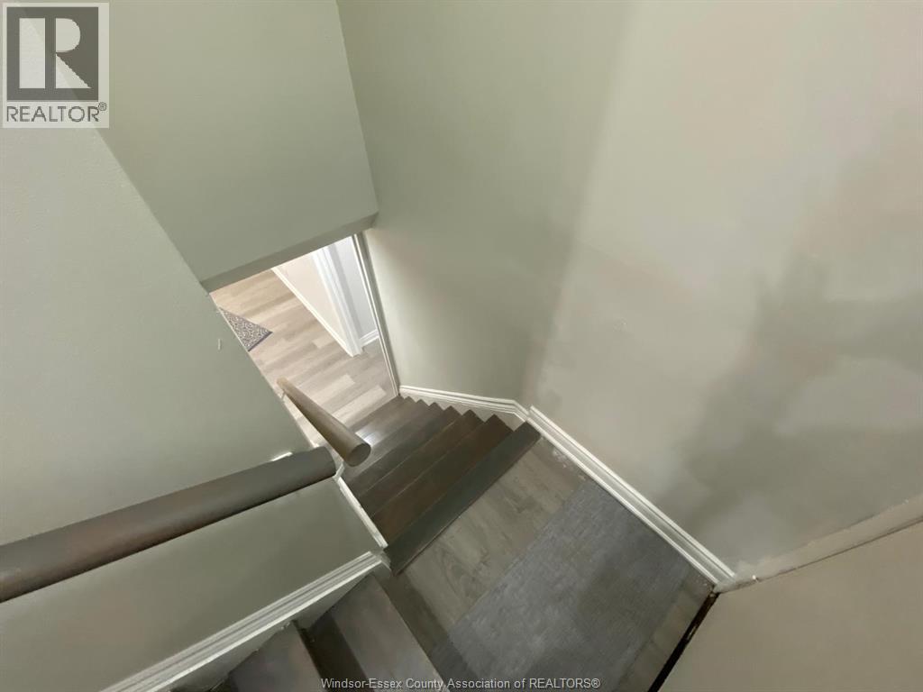 3563 Bloomfield, Windsor, Ontario N9C 1R8 - Photo 32 - 25031639