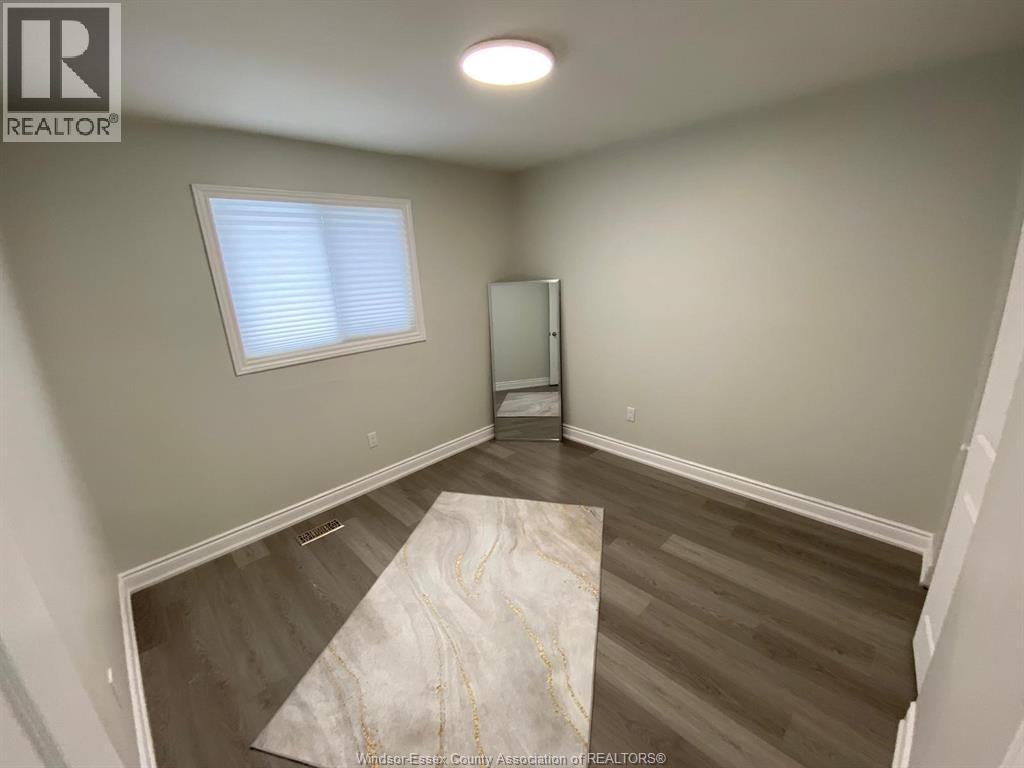 3563 Bloomfield, Windsor, Ontario N9C 1R8 - Photo 27 - 25031639