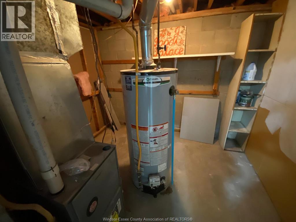 3563 Bloomfield, Windsor, Ontario N9C 1R8 - Photo 45 - 25031639