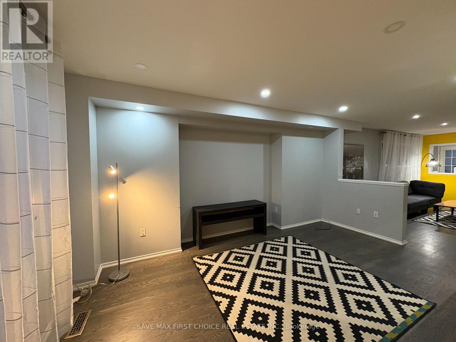 3395 Scotch Pine Gate, Mississauga, Ontario  L5N 7M8 - Photo 18 - W12613024