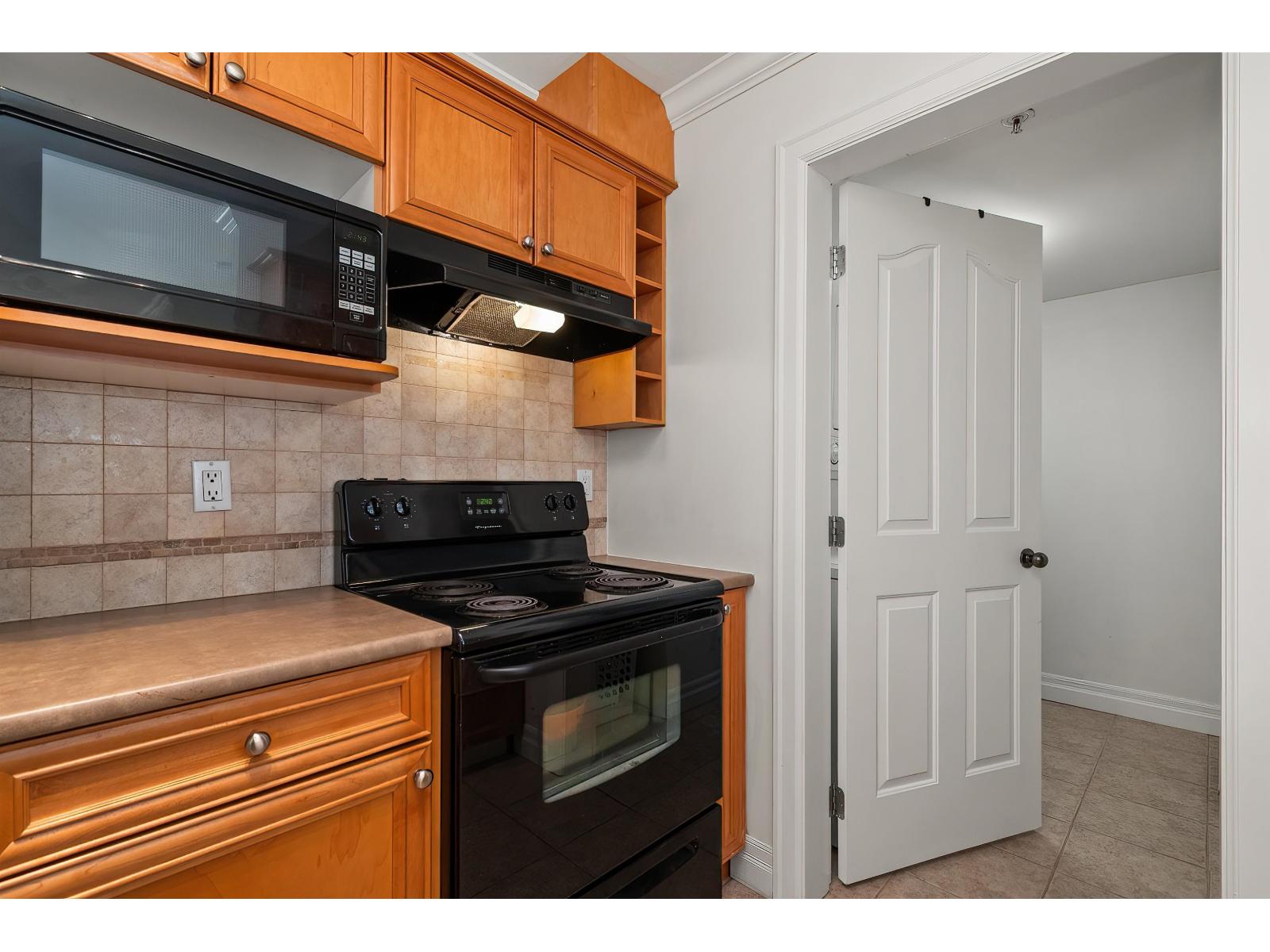 318 45769 Stevenson Road, Sardis East Vedder, Chilliwack, British Columbia  V2R 5Z2 - Photo 10 - R3065250