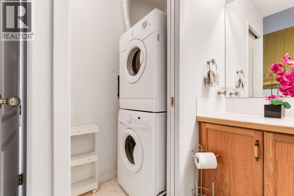 809, 1997 Sirocco Drive Sw, Calgary, Alberta  T3H 3E6 - Photo 15 - A2273595