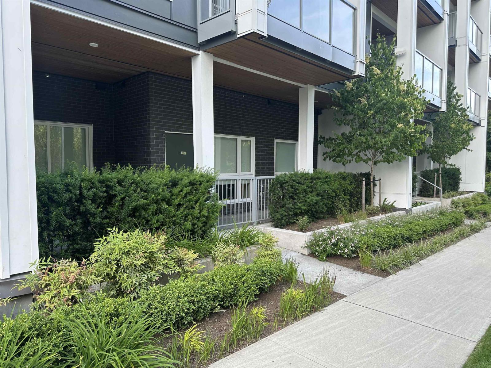 A102 8447 202 Street, Langley, British Columbia  V2Y 2B7 - Photo 2 - R3073635