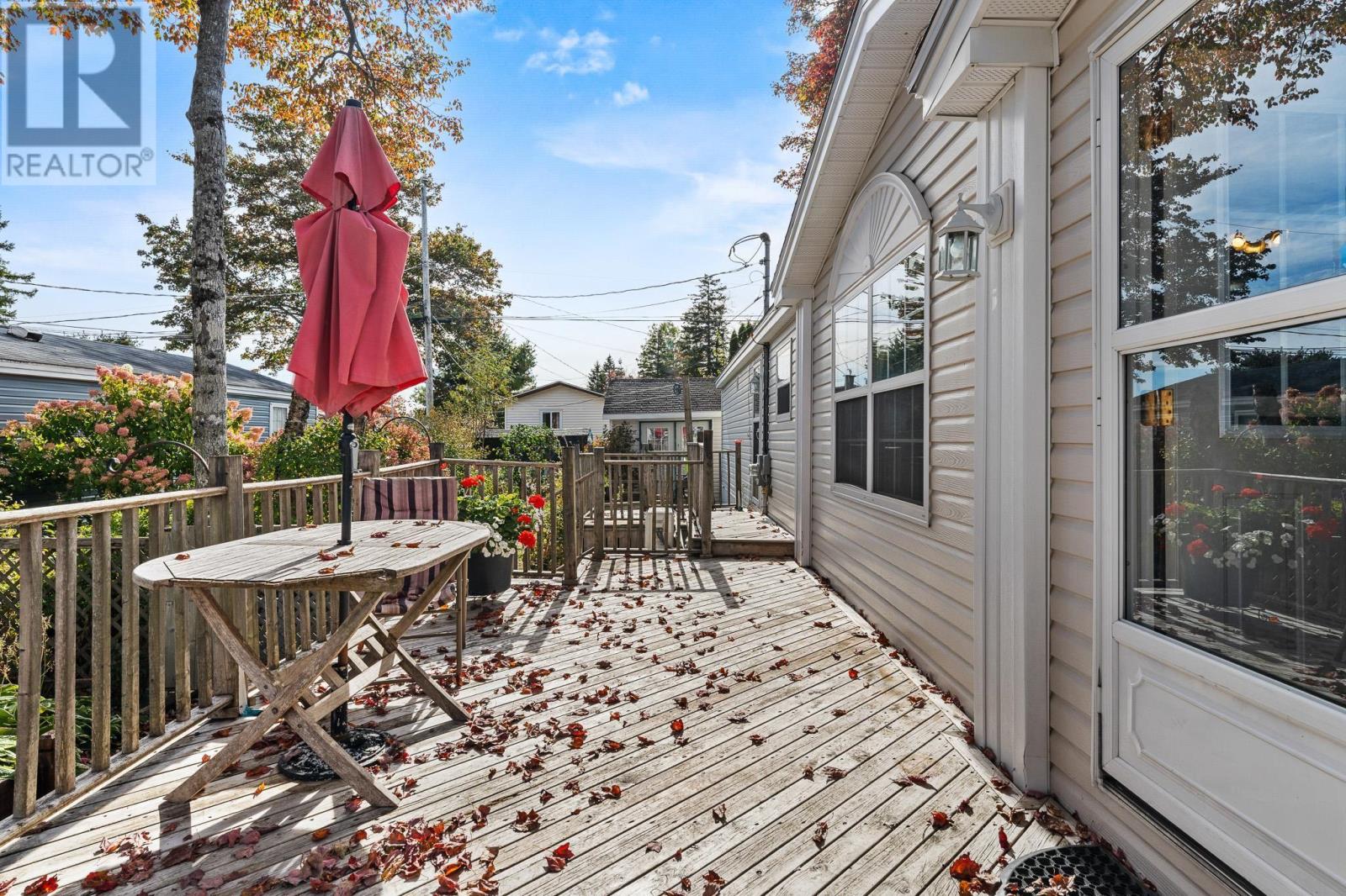 13 Eighth Street, Lucasville, Nova Scotia  B4B 0C9 - Photo 2 - 202525921