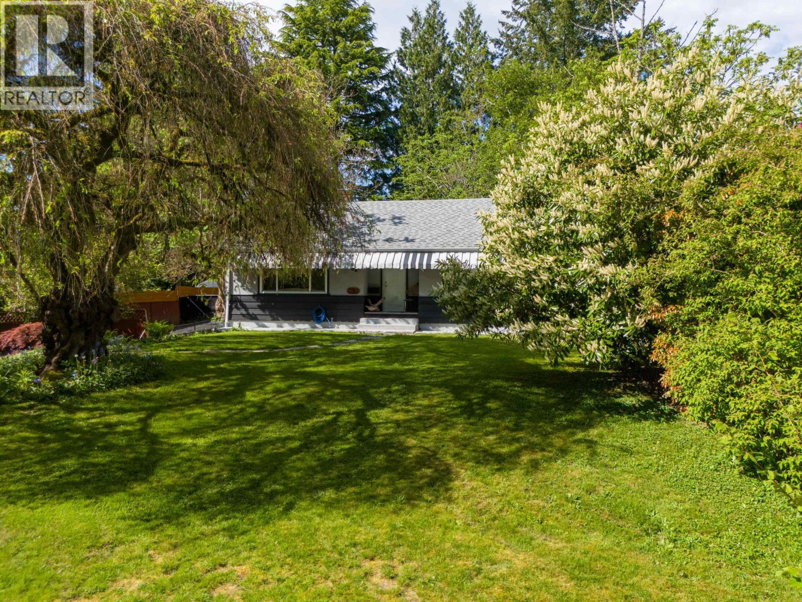 22165 Cliff Avenue, Maple Ridge, British Columbia  V2X 2L4 - Photo 11 - R3000606