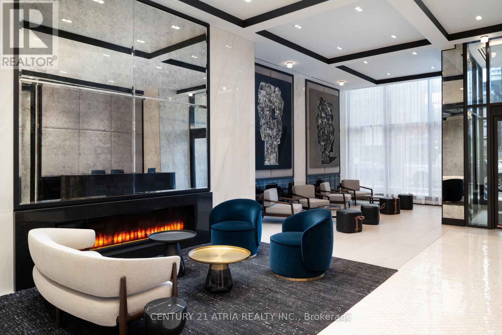 2501 - 8 Wellesley Street W, Toronto, Ontario  M4Y 0J5 - Photo 3 - C12630666